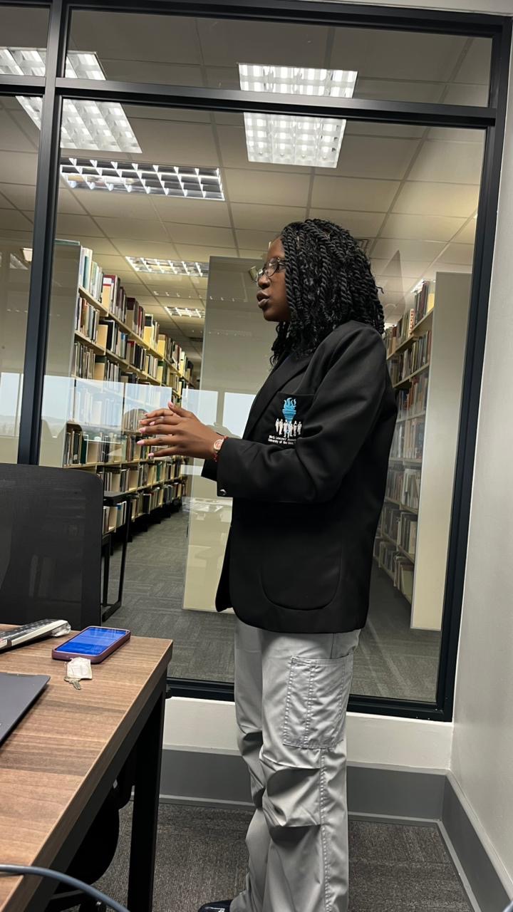 BLASC UFS moot court participant presenting during a training session